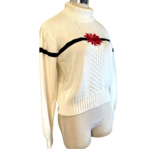 Christmas Sweater White Red Poinsettia Snowflake - Picture 4 of 17